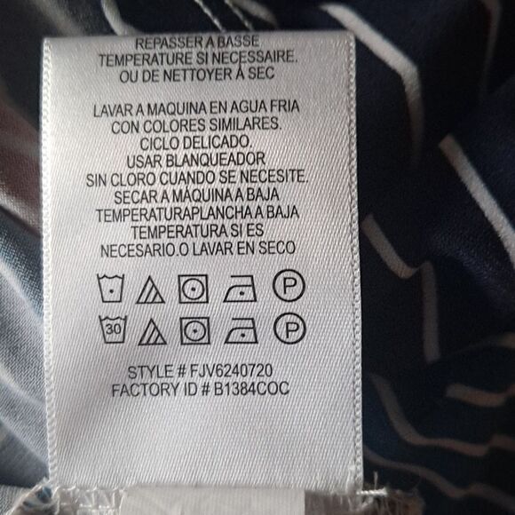 BCBGMaxAzria Digital Wave Chevron Striped Shift Jersey Dress Size Medium - Picture 5 of 5